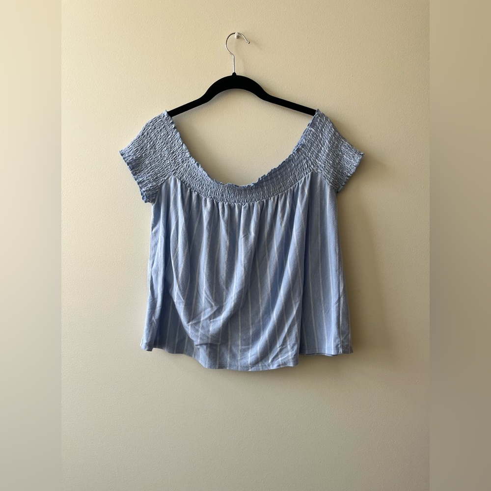 American Eagle Off the Shoulder